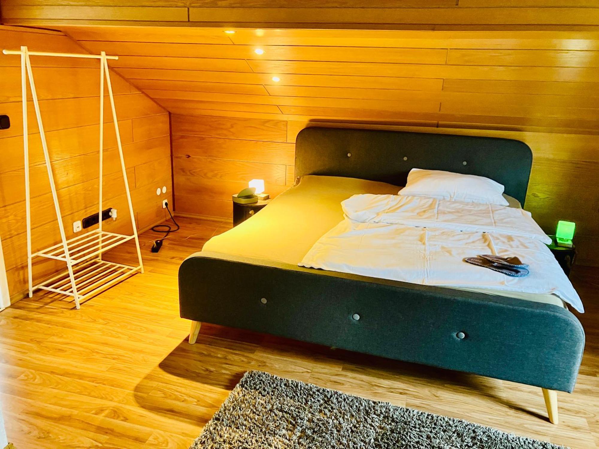 Ue Villa 4 Zimmer Хиршайд Экстерьер фото