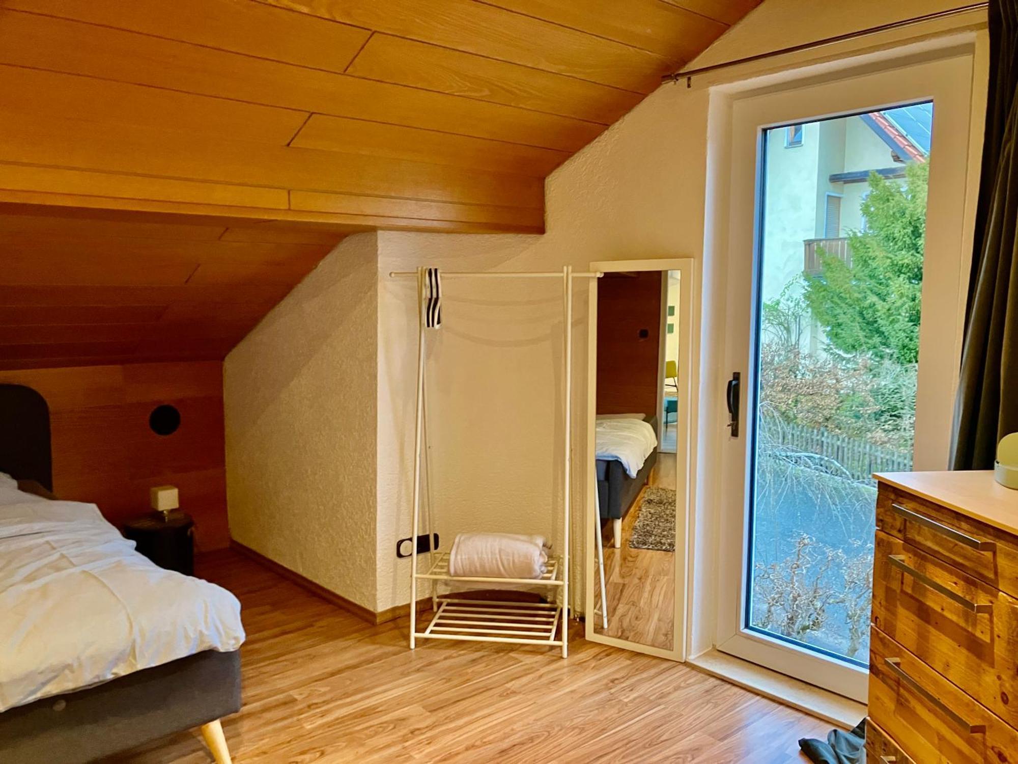 Ue Villa 4 Zimmer Хиршайд Экстерьер фото